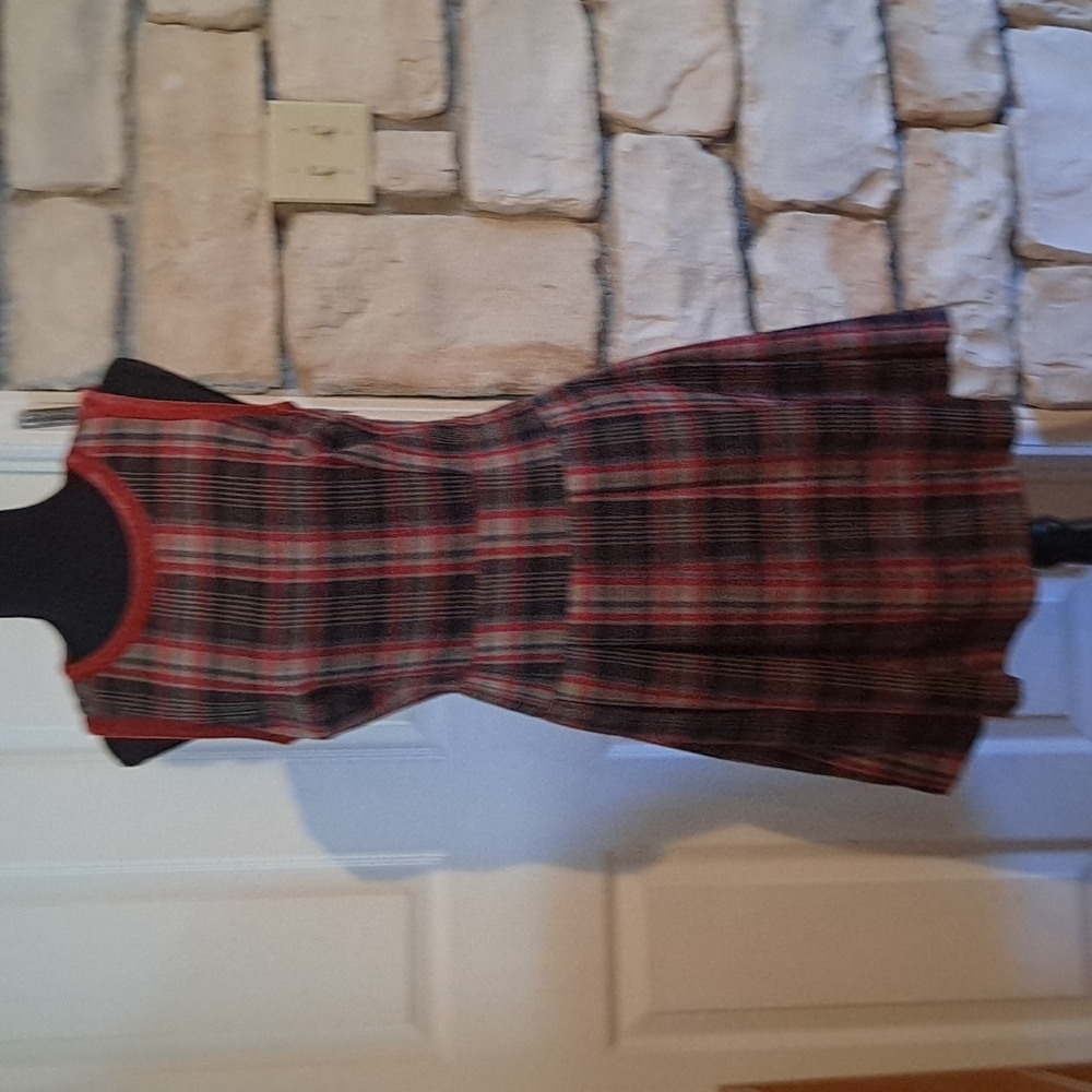 Modcloth velvet and wool-like flare plaid pleated dress red black gray. M